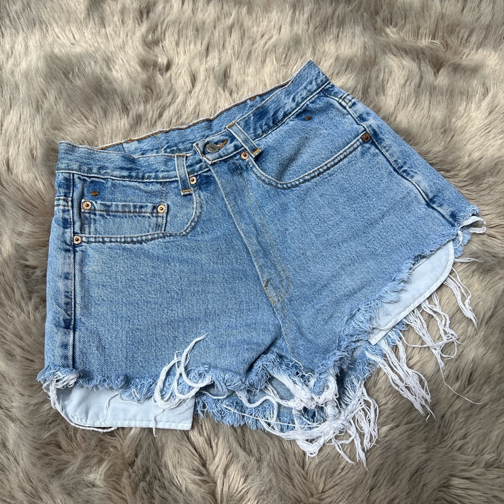 LEVI 560 Blue High-Waisted Jean Shorts with Frayed Hem
